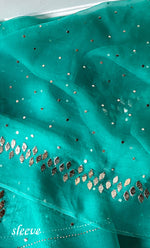 将图像加载到图库查看器中， Alfia Women&#39;s Lakhnavi Handcrafted Pure Organza Chikankari Unstitched Kurta And Dupatta Set- HONC0326789
