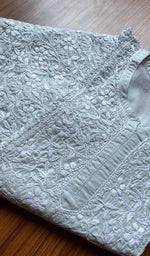 Load image into Gallery viewer, Women&#39;s Lucknowi Handcrafted  Modal Cotton Chikankari Kurti - HONC0301039
