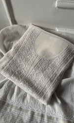 Load image into Gallery viewer, Women's Lakhnavi Handcrafted Unstitched Mul Chanderi Kurta And Dupatta Set - HONC0327485