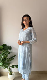 Load image into Gallery viewer, Women's Lakhnavi Handcrafted Modal Cotton Chikankari Kurti And Plazzo Set - HONC0371328