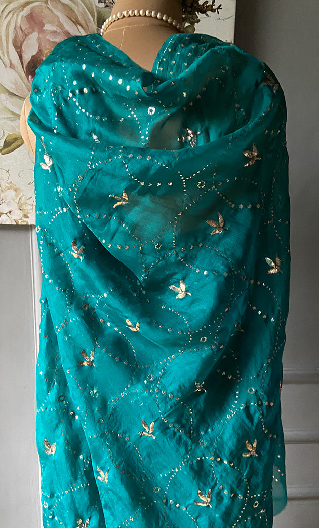 Women's Lucknowi Handcrafted Pure Organza Silk Chikankari Saree - HONC0307594