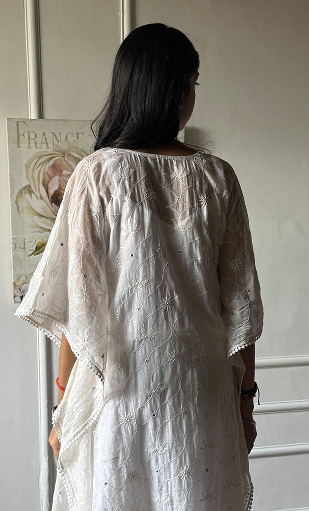 Lucknowi Chikankari kurtas