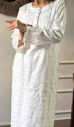 将图像加载到图库查看器中， Prisha Women's Lucknowi Handcrafted Cotton Chikankari Kurti - HONC0341068