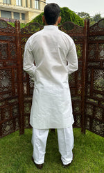 Load image into Gallery viewer, Men&#39;s Lucknowi Handcrafted Cotton Chikankari Kurta - HONC0325971
