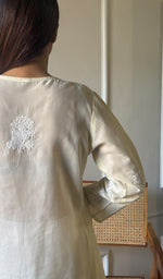 Load image into Gallery viewer, Naira Women&#39;s Lucknowi Handcrafted Cotton Chikankari Kurti - HONC0169053
