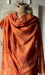 将图像加载到图库查看器中， Women&#39;s Lakhnavi Handcrafted Mul Chanderi Chikankari Saree - HONC0317893
