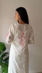 Load image into Gallery viewer, Women's Lucknowi Handcrafted Cotton Chikankari Kurti - HONC03376757