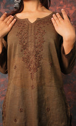 Load image into Gallery viewer, Women&#39;s Lakhnavi Handcrafted Cotton Chikankari Top - HONC0331496
