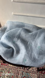 将图像加载到图库查看器中， Women's Lakhnavi Handcrafted Pure Organza Silk Chikankari Unstitched Full Suit Material - HONC0365704