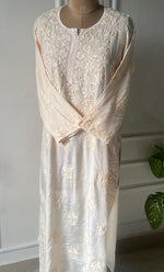 Load image into Gallery viewer, Women&#39;s Lucknowi Handcrafted Muslin  Chikankari Kurti - HONC0293322
