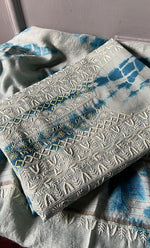 将图像加载到图库查看器中， Women's Lakhnavi Handcrafted Munga Silk Chikankari Kurta And Dupatta Set- HONC0285357