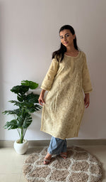 Load image into Gallery viewer, Women's Lakhnavi Handcrafted Cotton Chikankari Kurti - HONC0379494