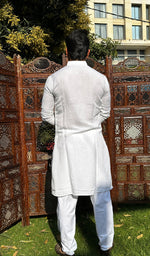 Load image into Gallery viewer, Men's Lucknowi Handcrafted Cotton Chikankari Kurta - HONC0342314