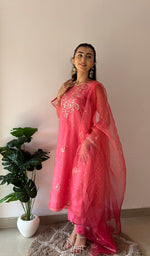 将图像加载到图库查看器中， Women's Lucknowi Handcrafted Pure Organza Silk Stitched Chikankari Kurta, Dupatta With Pant Set- HONC0362245