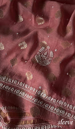 将图像加载到图库查看器中， Women&#39;s Lakhnavi Handcrafted Mul Chanderi Semi - Stitched Kurta And Dupatta Set - HONC0253366
