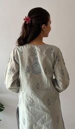 Load image into Gallery viewer, Women's Lakhnavi Handcrafted Cotton Chikankari Kurti - HONC0379475