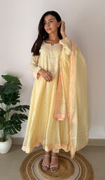将图像加载到图库查看器中， Rose Women's Lucknowi Handcrafted Pure Organza Silk Stitched Chikankari Kurta, Dupatta With Pant Set- HONC0339014