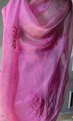 将图像加载到图库查看器中， Women&#39;s Lucknowi Handcrafted Pure Organza Silk Chikankari Saree - HONC0270898
