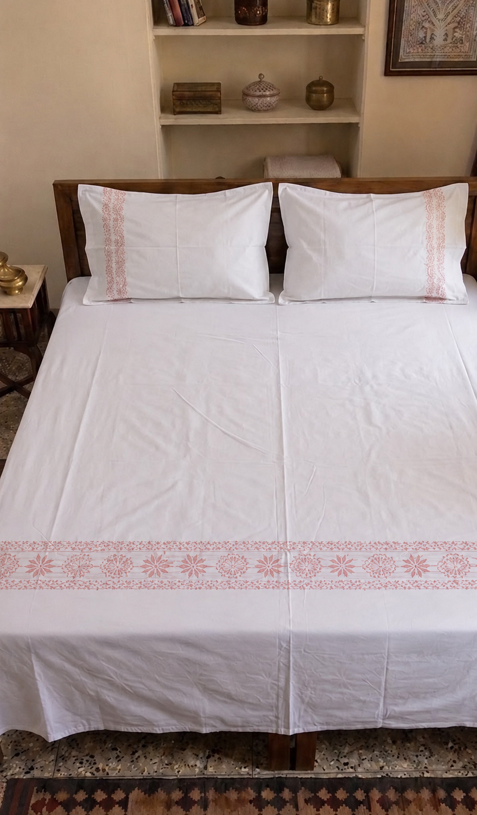 Lakhnavi Handcrafted Cotton Chikankari Bedsheet Set - HONC0364220