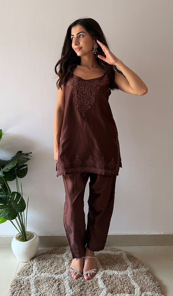 Amreena Women's Lakhnavi Handcrafted Chanderi Silk Chikankari Top And Pant Set - HONC0345001