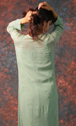 将图像加载到图库查看器中， Fareeha Women&#39;s Lakhnavi Handcrafted Viscose Georgette Chikankari Kurti - HONC0318838
