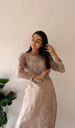 Load image into Gallery viewer, Women's Lakhnavi Handcrafted Maheshwari Mul Chanderi Chikankari Kurti - HONC0357548