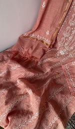 Haath ki jaali worked into the kurta