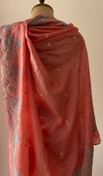 Load image into Gallery viewer, Close up of the thread work
