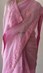 close view of the do taar and teen taar chikankari