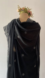 The saree end and its finish