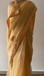 The drape from the back