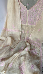 Hand jaali worked open across the panel