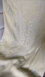 Load image into Gallery viewer, close view of the hand embroidery, pale yellow pure mul chanderi