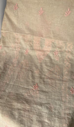 Dupatta border detail