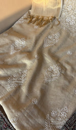 Beige tissue chanderi kurta, close view of the embroidery