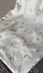Cream eri silk kurta, close view of the embroidery
