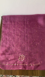 Dupatta border detail
