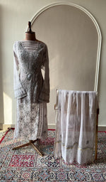 Grey mul chanderi set on the mannequin with its dupatta