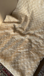 Beige munga silk kurta, close view of the embroidery