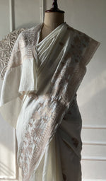 Load image into Gallery viewer, blouse piece laid beside the saree