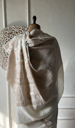 Load image into Gallery viewer, saree folded, border and pallu together