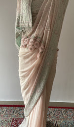 Saree border along the pleats