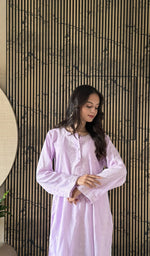 Chikankari work up close