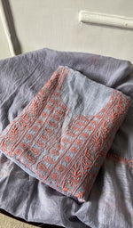 The folded set, kurta on top