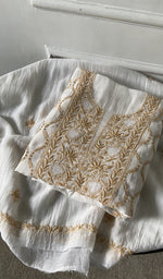 The folded set, kurta on top