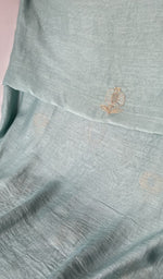 The folded set, kurta on top