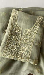 The folded set again, gala and placket in view