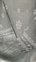 Load image into Gallery viewer, border and hem of the dupatta