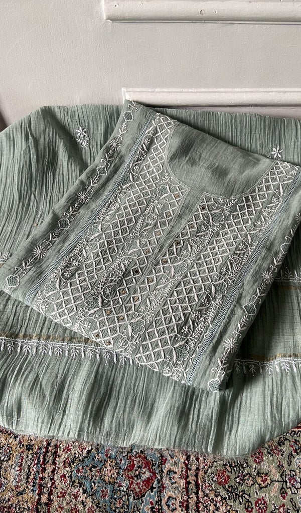 folded stack, kurta with the dupatta
