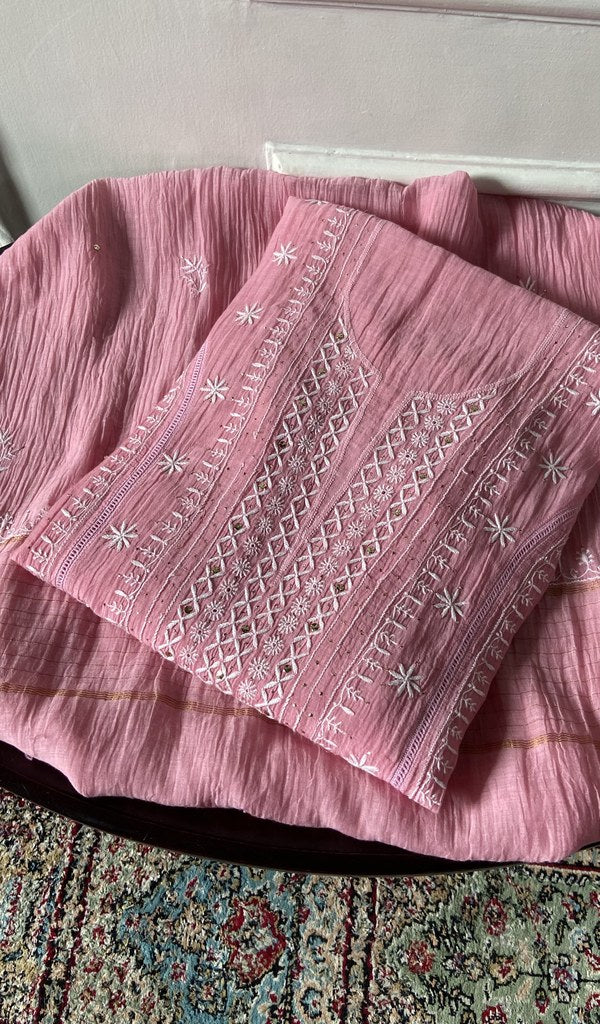 folded stack, kurta with the dupatta